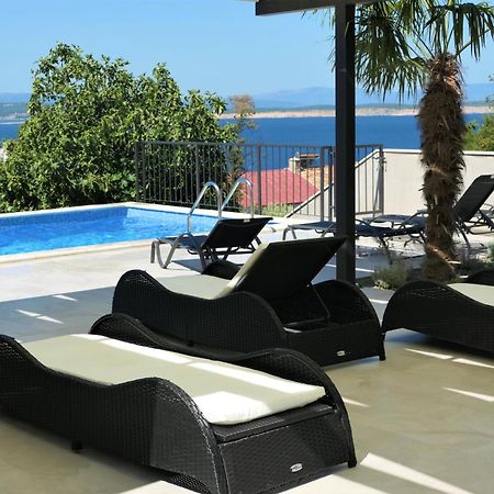 Apartmani Bura Crikvenica Exteriör bild